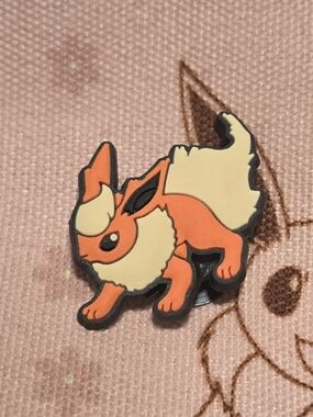 🧡 Flareon Style Croc Charm – Fire Fox Character Shoe Charm